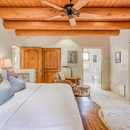 Casita Tres Hermanos Holiday home Santa Fe